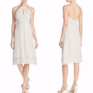 Elliatt NWT taupe elation ruffled midi dress L